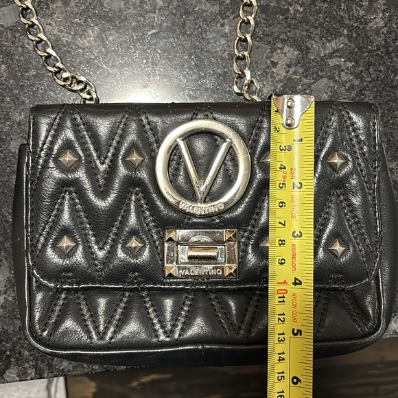 Authentic Valentino purse - Picture 8 of 8